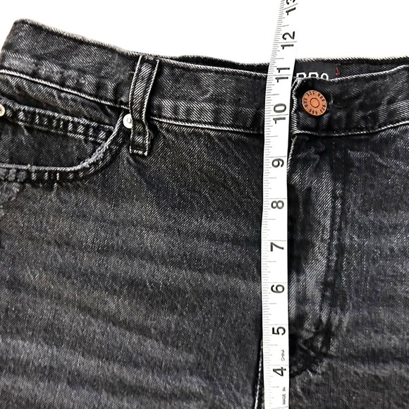 Urban Outfitters BDG Girlfriend High-Waisted Denim Short - Picture 13 of 14